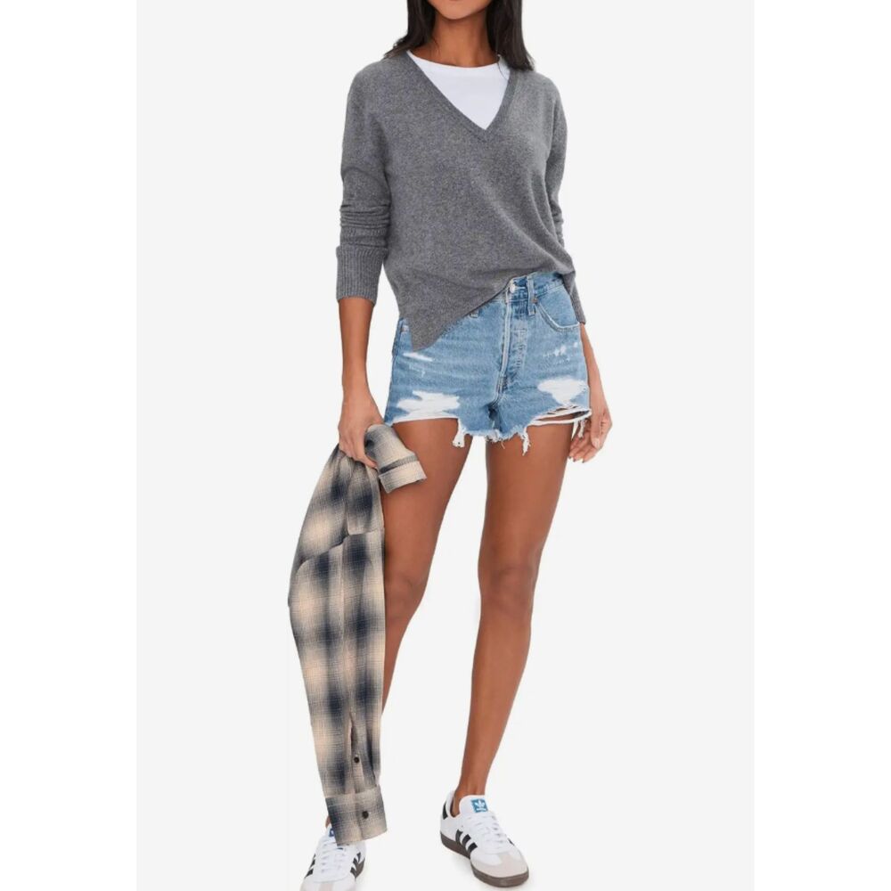 Levi’s 501 Original Distressed Denim Shorts Size 29